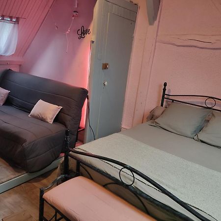 Le Lion Dort Bed & Breakfast Cormeilles-en-Parisis Dış mekan fotoğraf